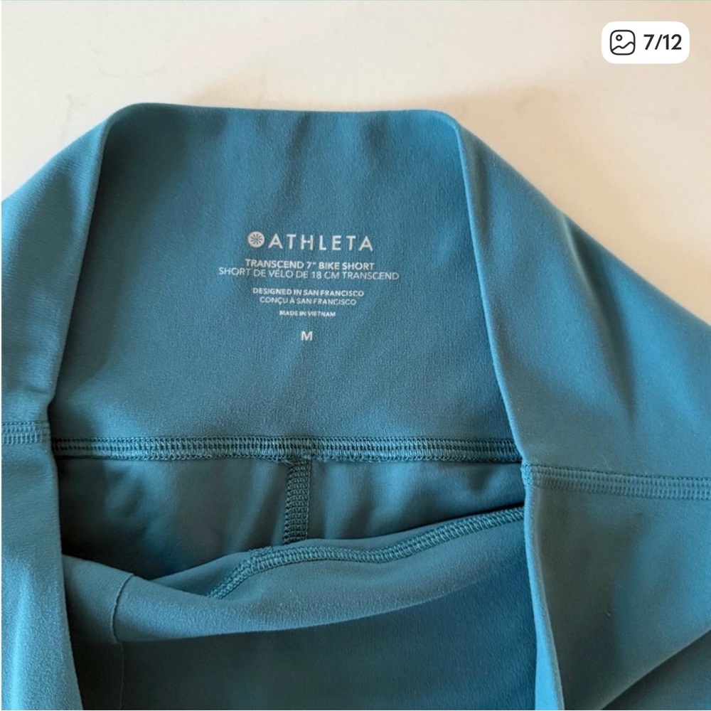 🌟 Athleta Transcends 7” Biker Short & Bra ~ Size Medium (both) - Picture 3 of 4
